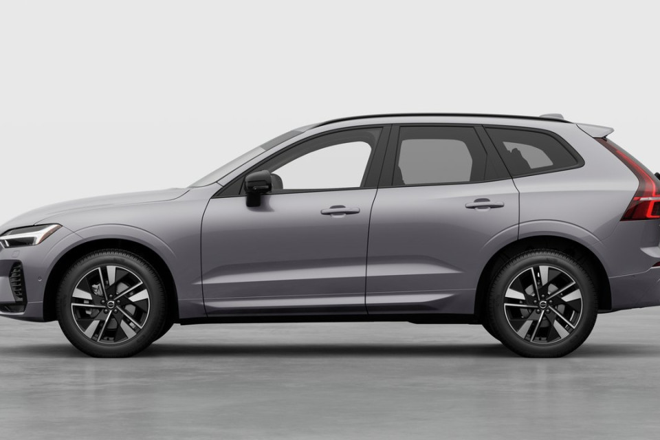 2026 Volvo XC60 - Image 8