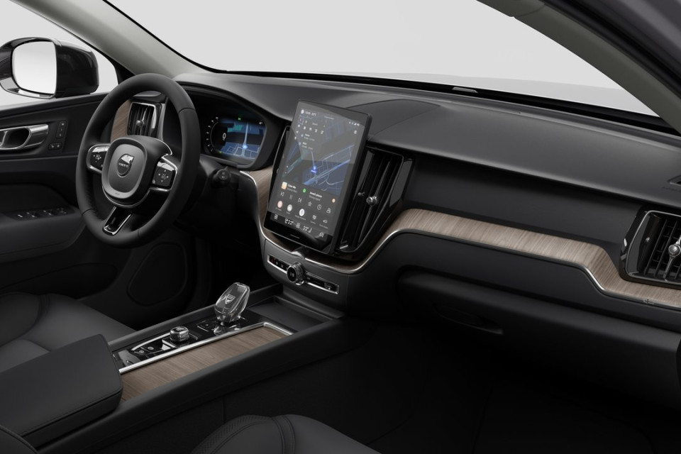 2026 Volvo XC60 - Image 10