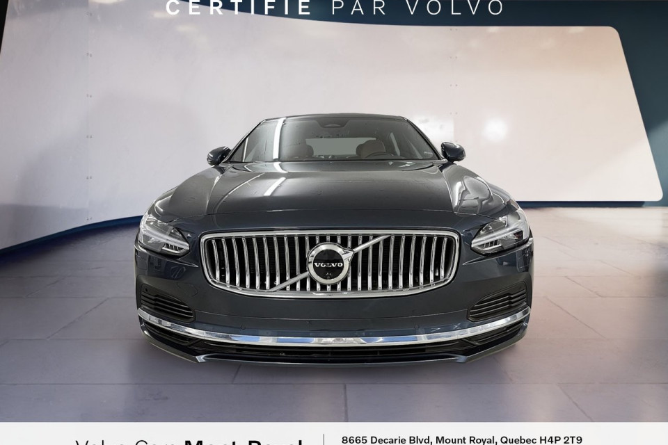 2022 Volvo S90 Recharge Plug-In Hybrid - Image 2