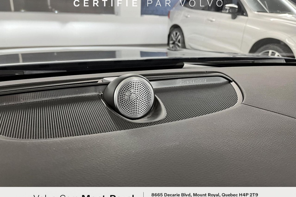 2022 Volvo S90 Recharge Plug-In Hybrid - Image 13
