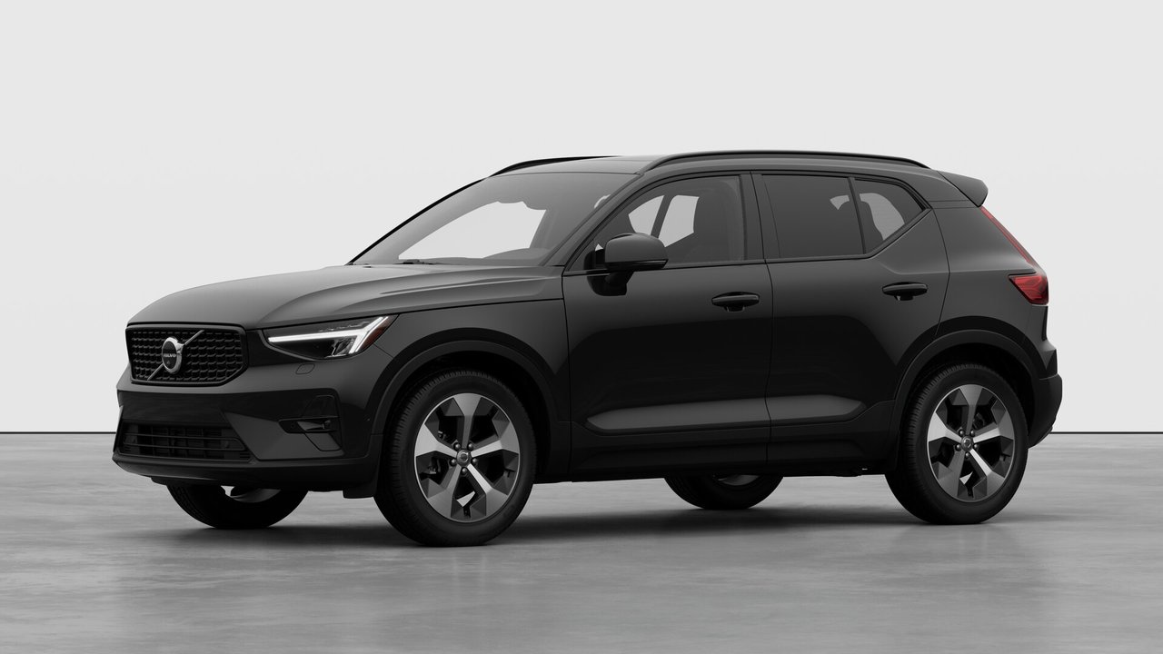 2026 Volvo XC40 - Image 1