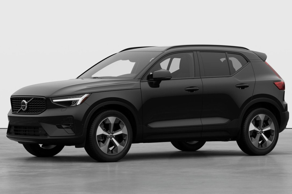 2026 Volvo XC40 - Image 1
