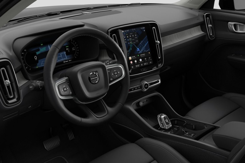 2026 Volvo XC40 - Image 10