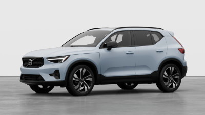2026 Volvo XC40