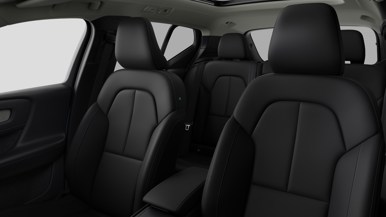 2026 Volvo XC40 - Image 12