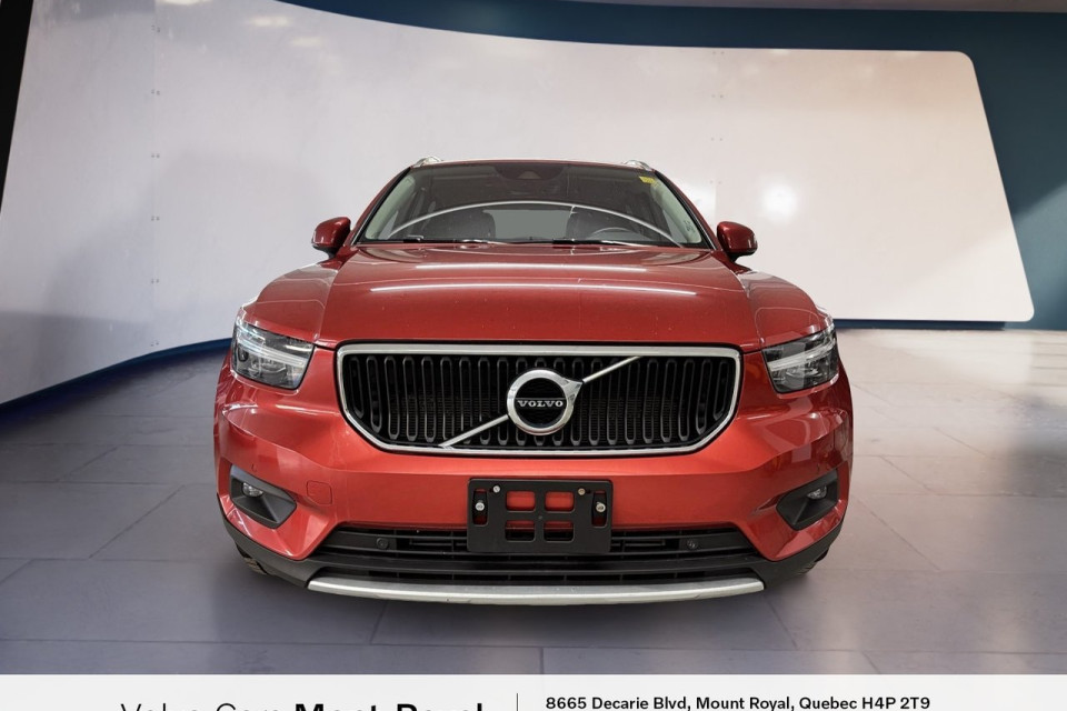2021 Volvo XC40 - Image 2