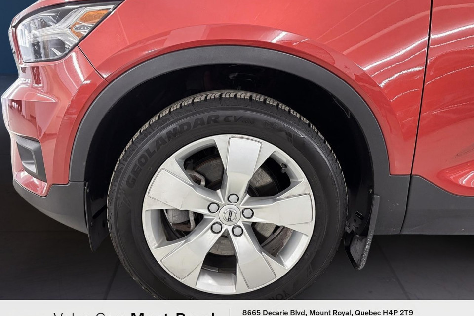 2021 Volvo XC40 - Image 6