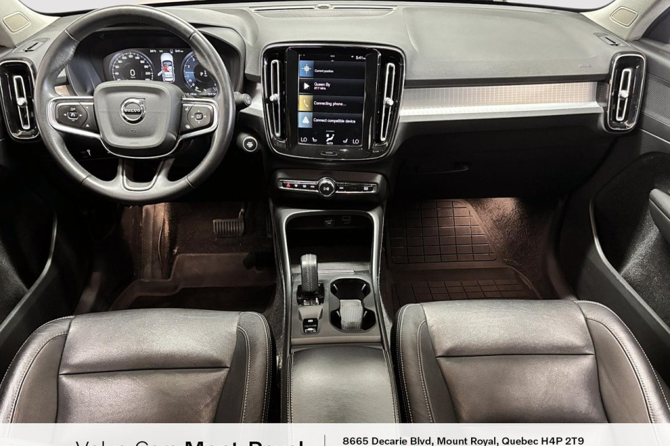 2021 Volvo XC40 - Image 8