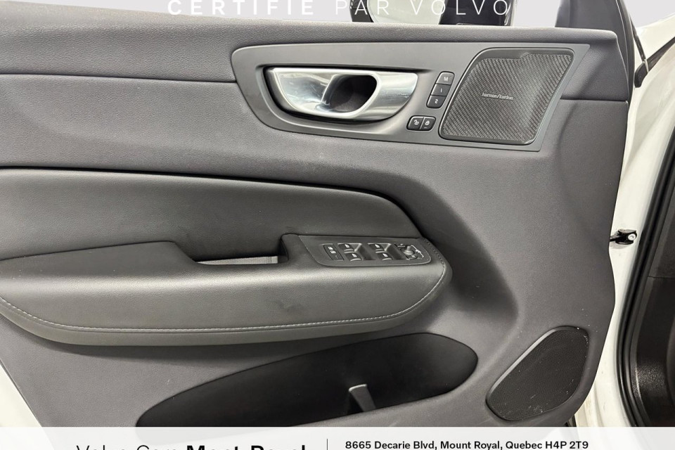 2024 Volvo XC60 - Image 10
