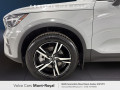 2025 Volvo XC40 - Thumbnail 6