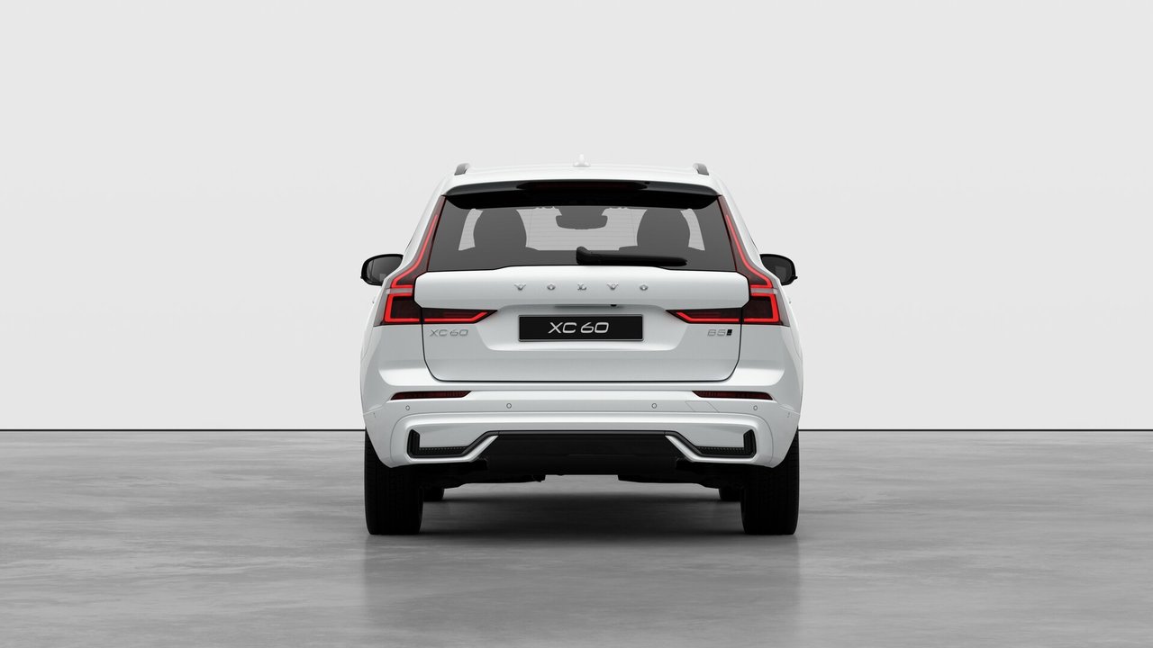 2026 Volvo XC60 - Image 6