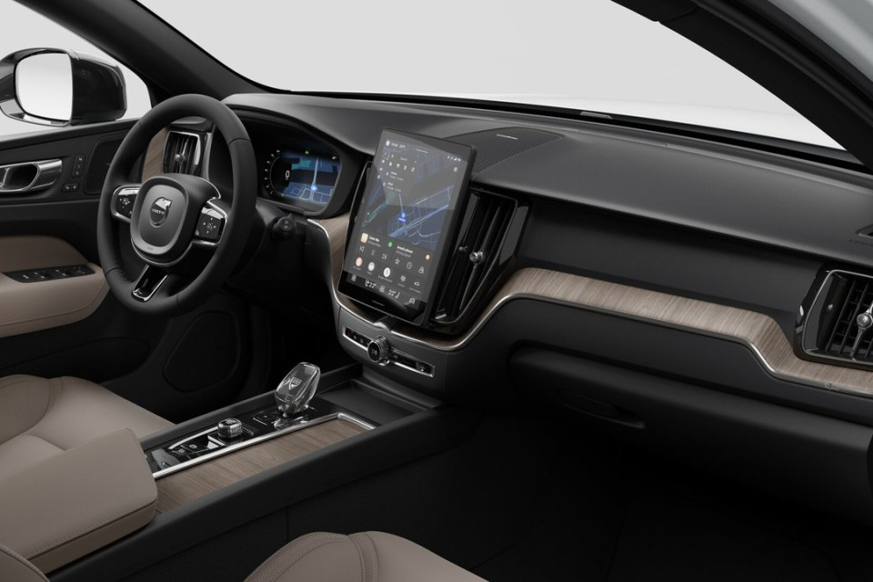 2026 Volvo XC60 - Image 10