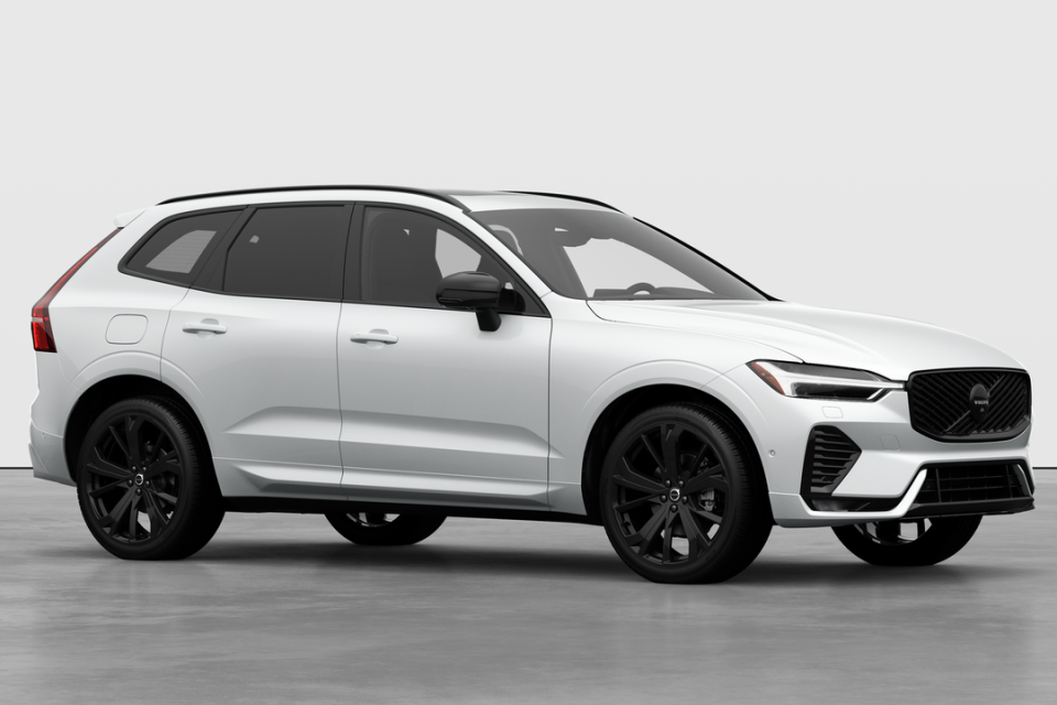 2026 Volvo XC60 - Image 3
