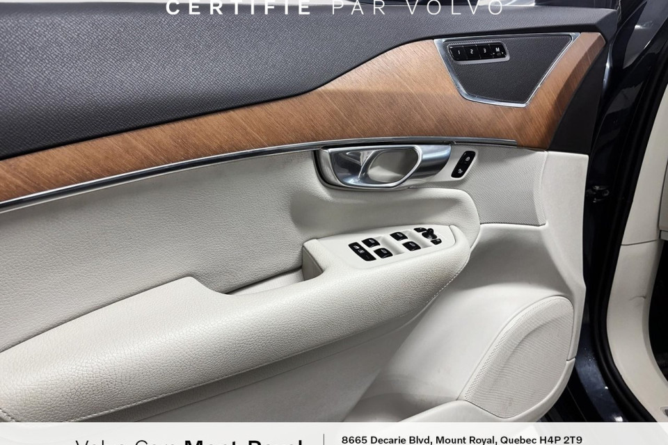 2022 Volvo XC90 - Image 10