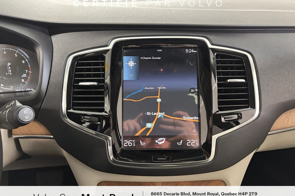 2022 Volvo XC90 - Image 16