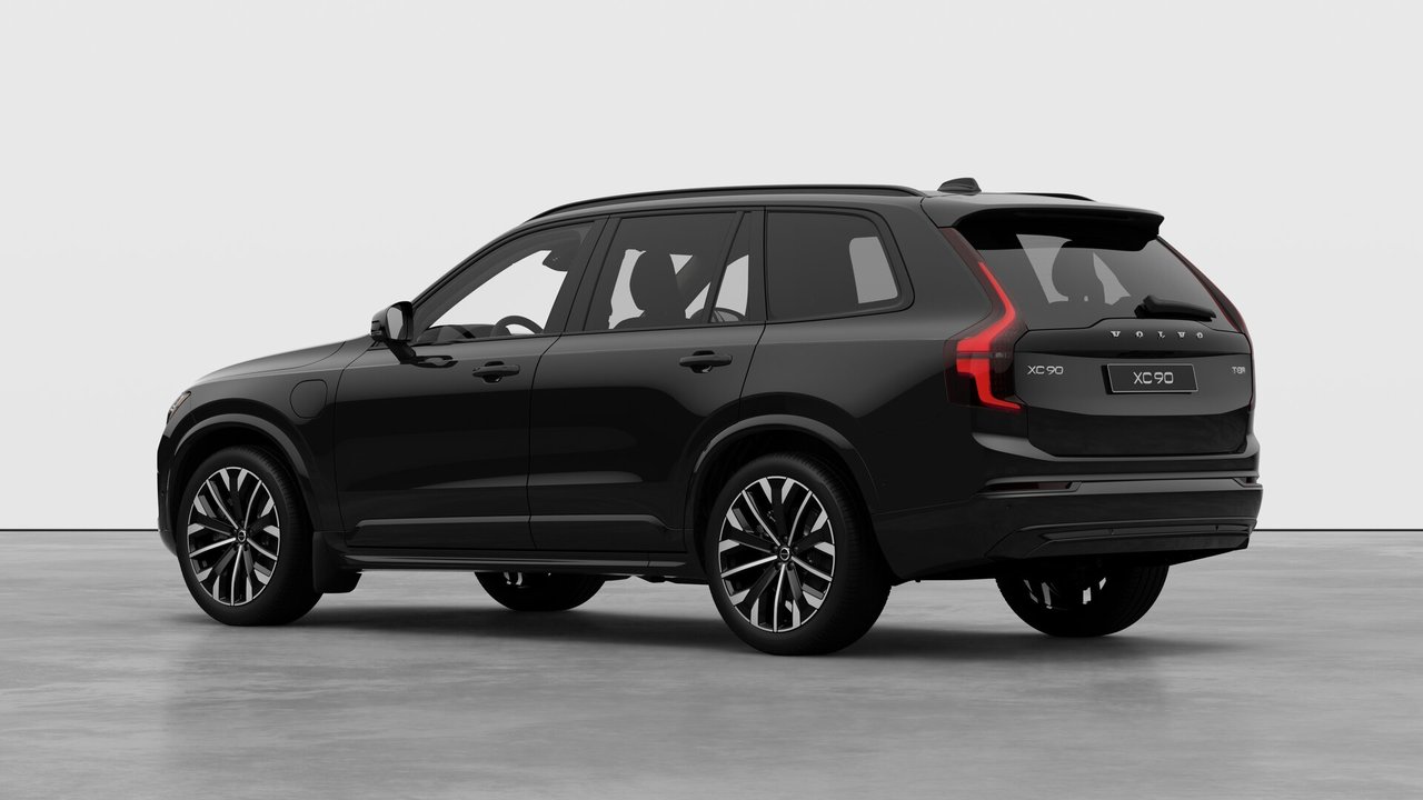 2026 Volvo XC90 PLUG-IN HYBRID - Image 2