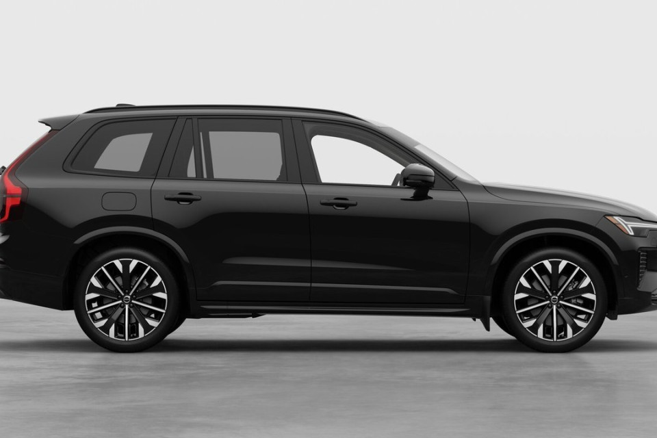 2026 Volvo XC90 PLUG-IN HYBRID - Image 7