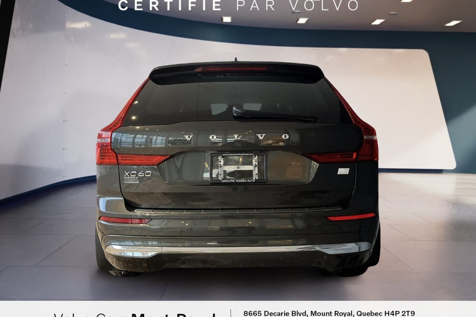 2022 Volvo XC60 Recharge - Image 3