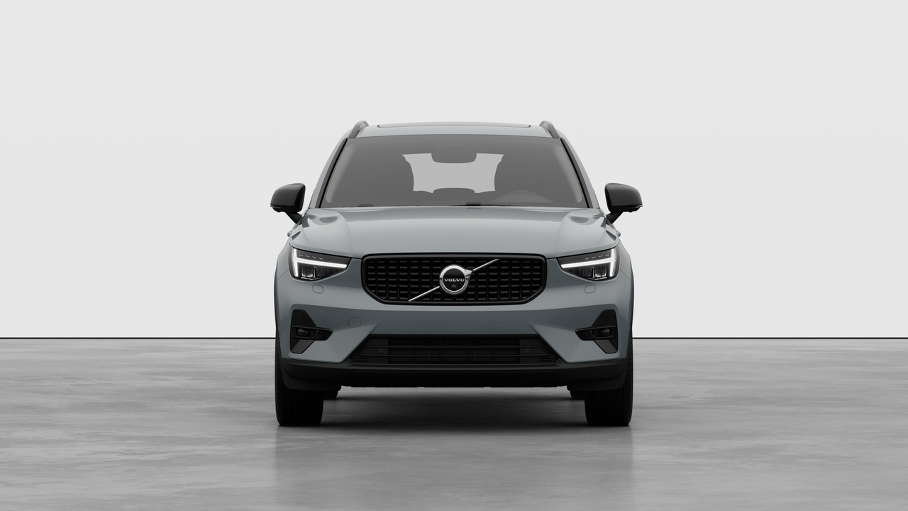 2026 Volvo XC40 - Image 5