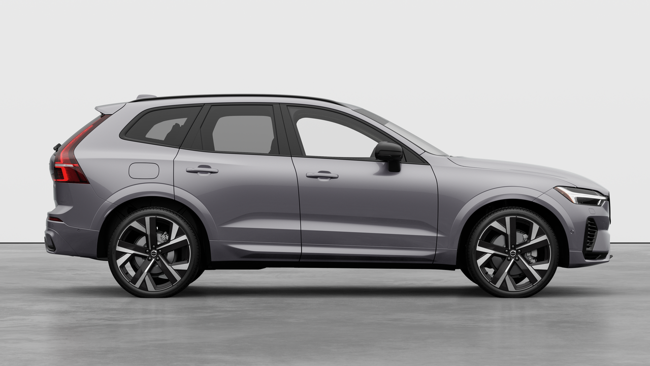 2026 Volvo XC60 PLUG-IN HYBRID - Image 7