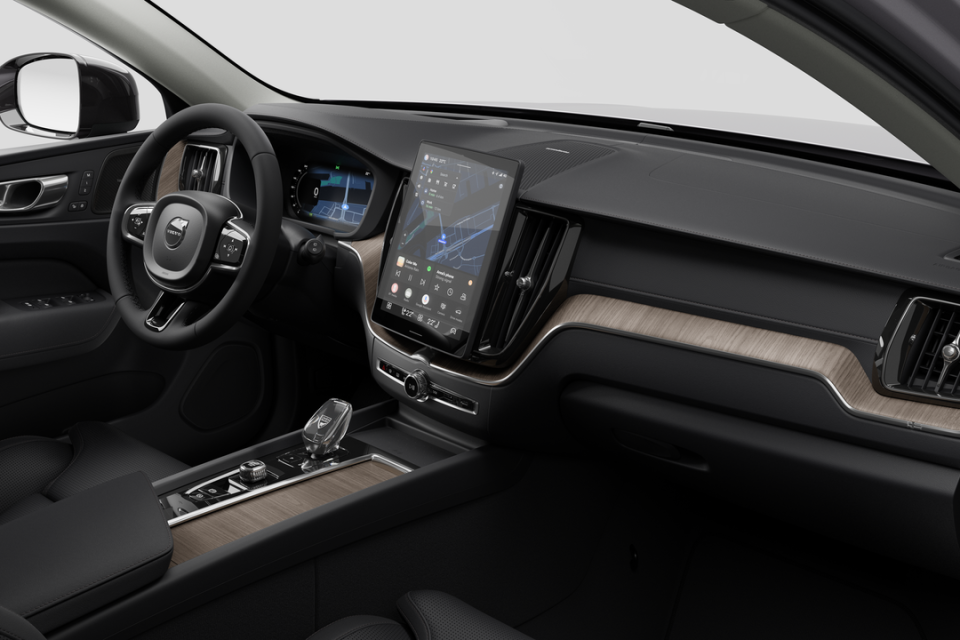 2026 Volvo XC60 PLUG-IN HYBRID - Image 10