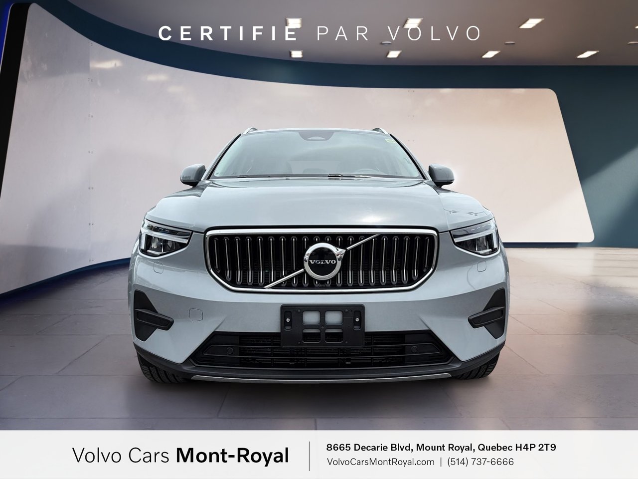 2025 Volvo XC40 - Image 2