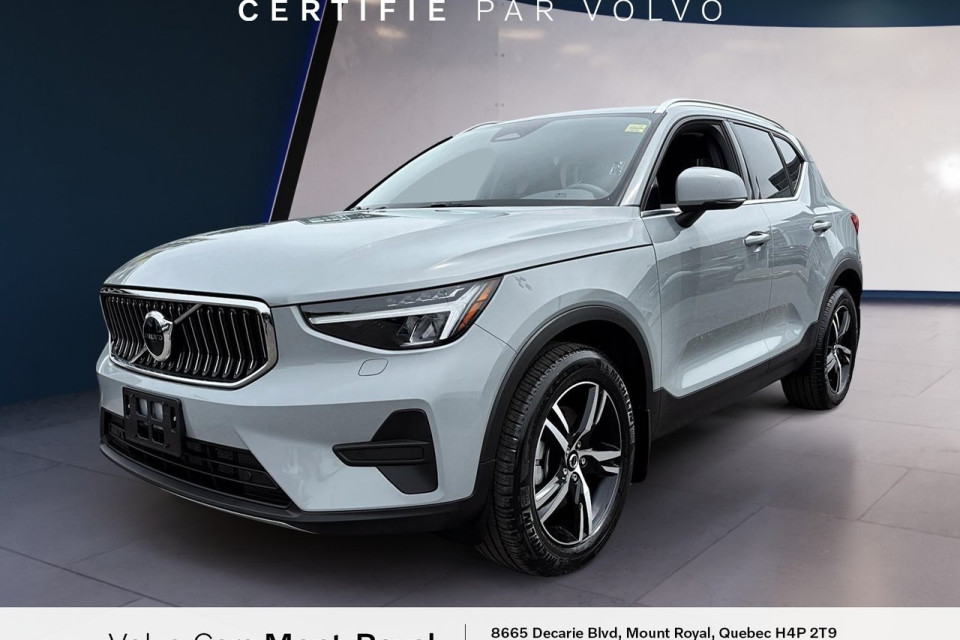 2025 Volvo XC40 - Image 1