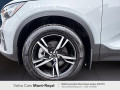 2025 Volvo XC40 - Thumbnail 6