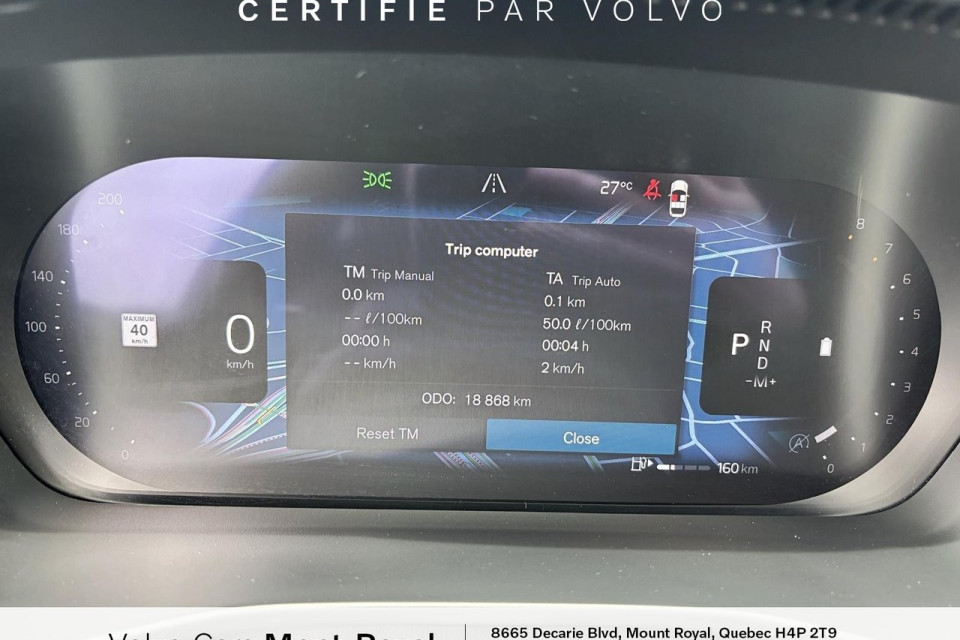2025 Volvo XC40 - Image 11