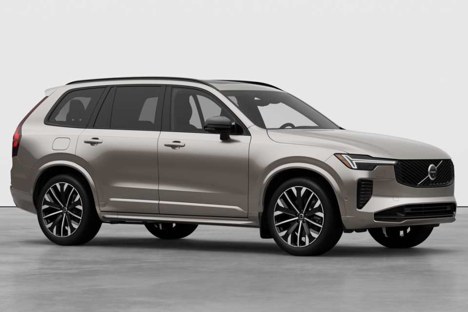 2026 Volvo XC90 PLUG-IN HYBRID - Image 3