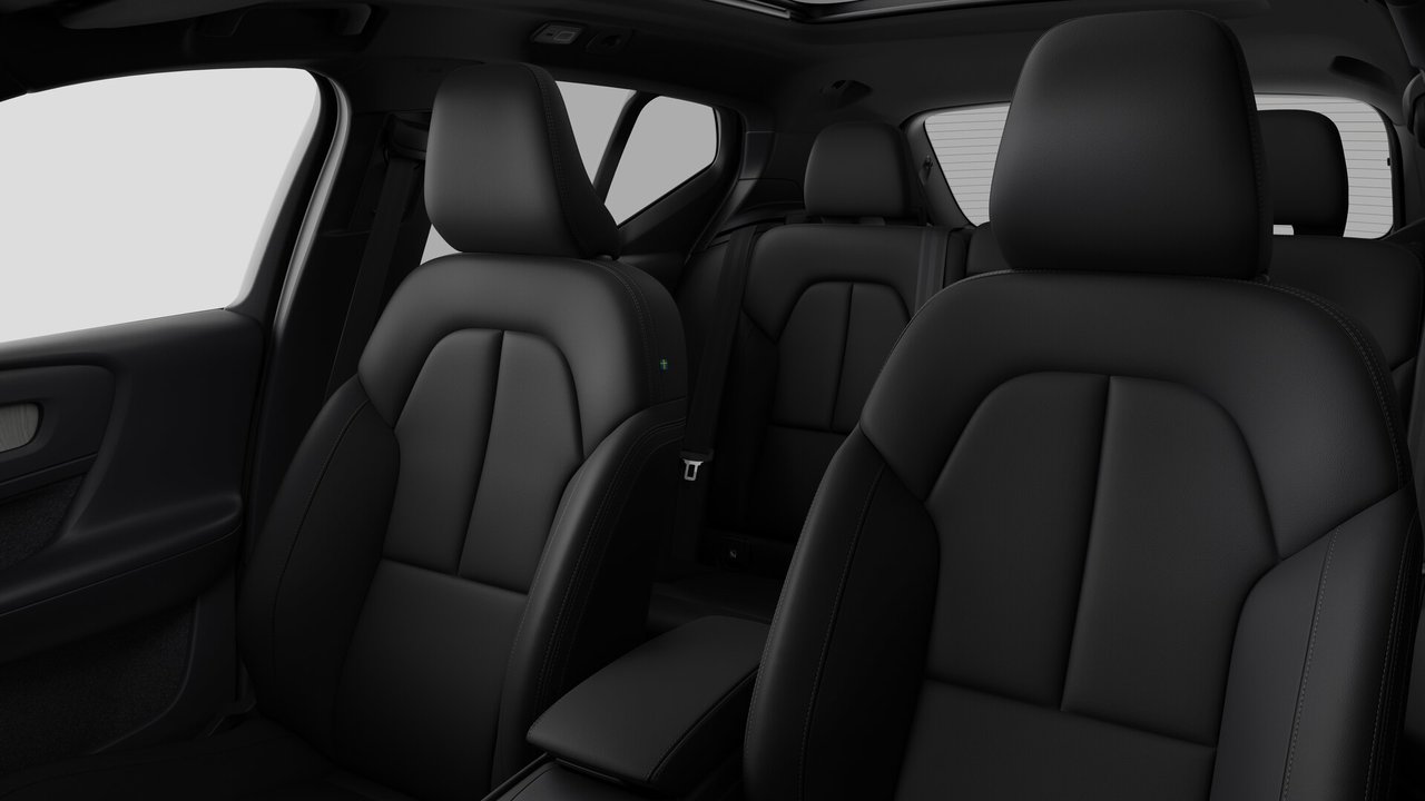 2026 Volvo XC40 - Image 12