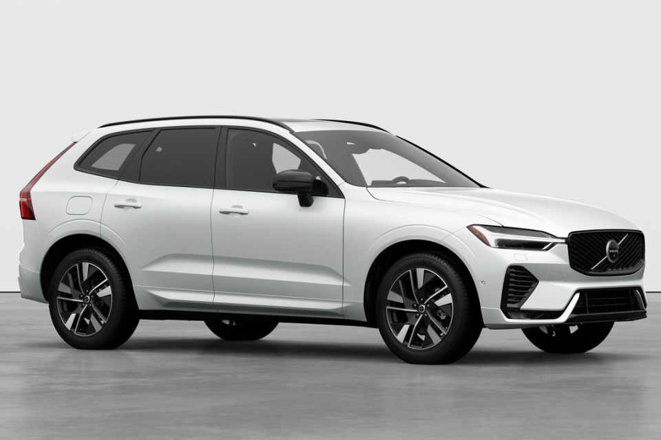 2026 Volvo XC60 - Image 3