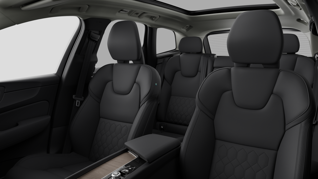 2026 Volvo XC60 - Image 12