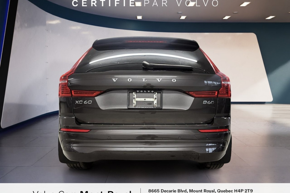 2022 Volvo XC60 - Image 3