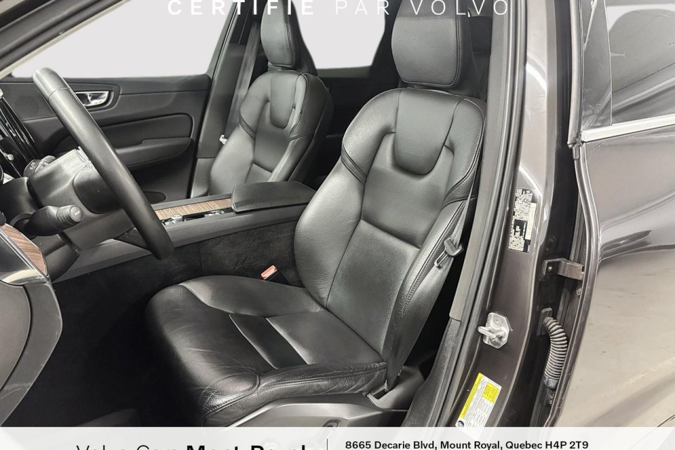 2022 Volvo XC60 - Image 7