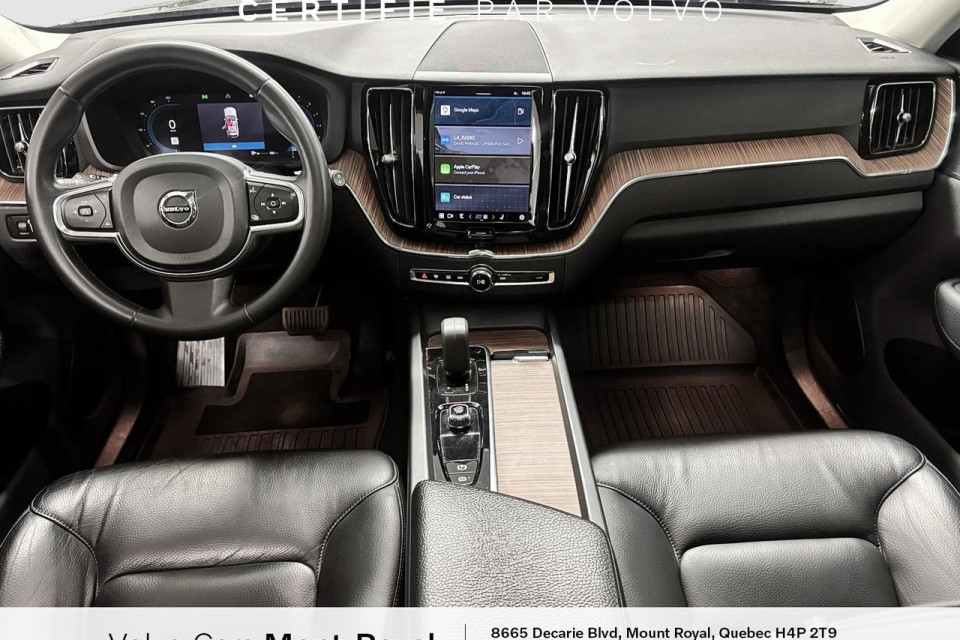 2022 Volvo XC60 - Image 8
