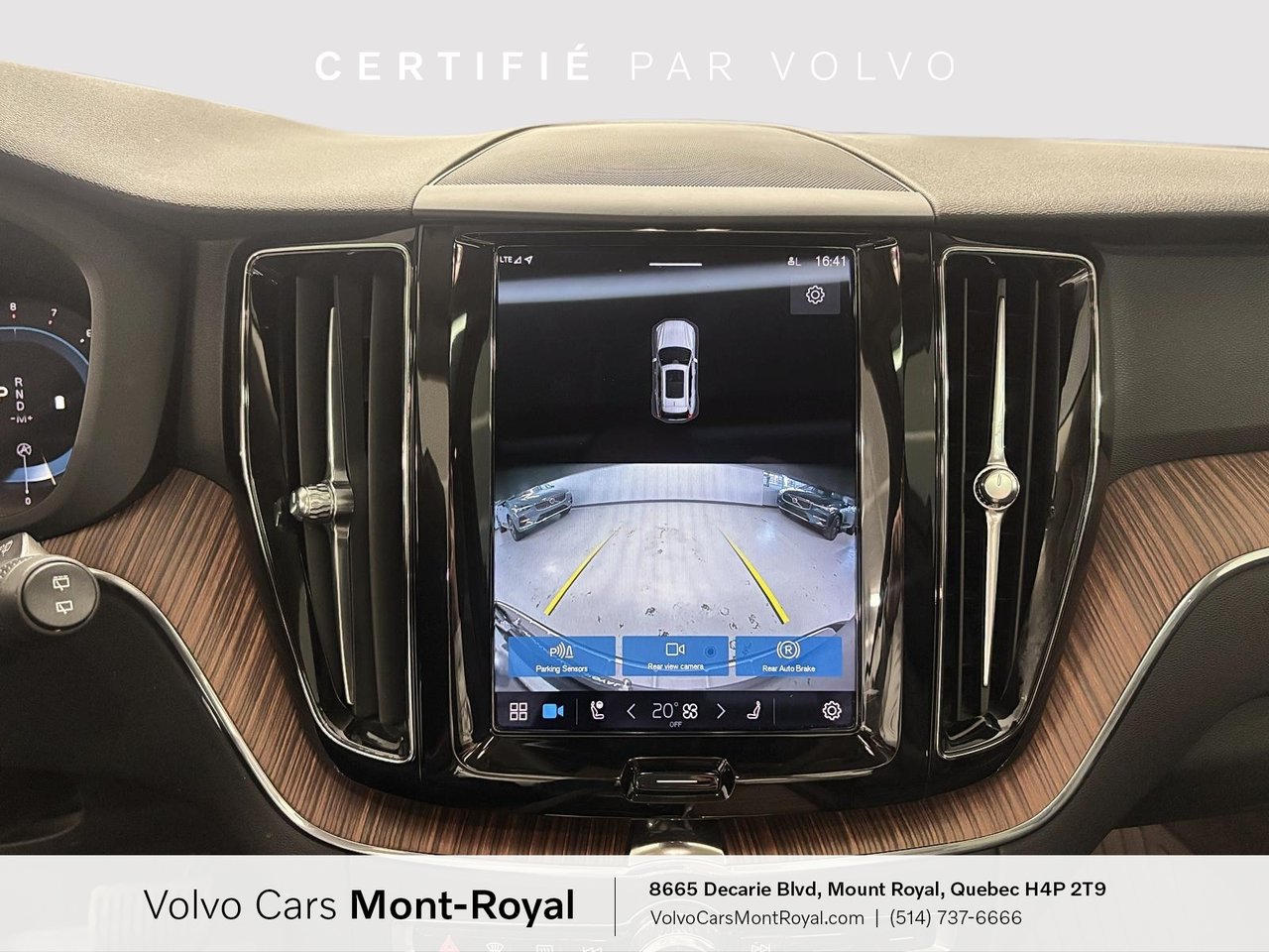 2022 Volvo XC60 - Image 14