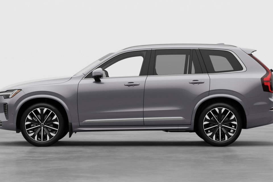 2026 Volvo XC90 - Image 8