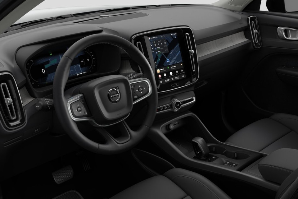 2026 Volvo XC40 - Image 10