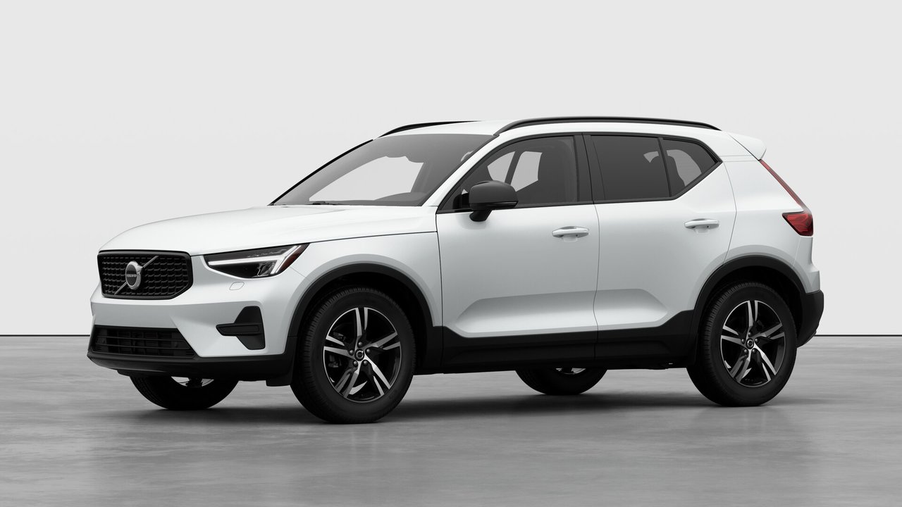 2026 Volvo XC40 - Image 1