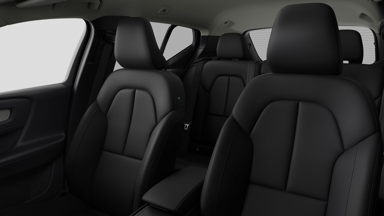 2026 Volvo XC40 - Image 12