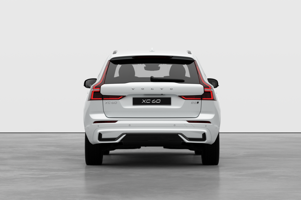 2026 Volvo XC60 - Image 6