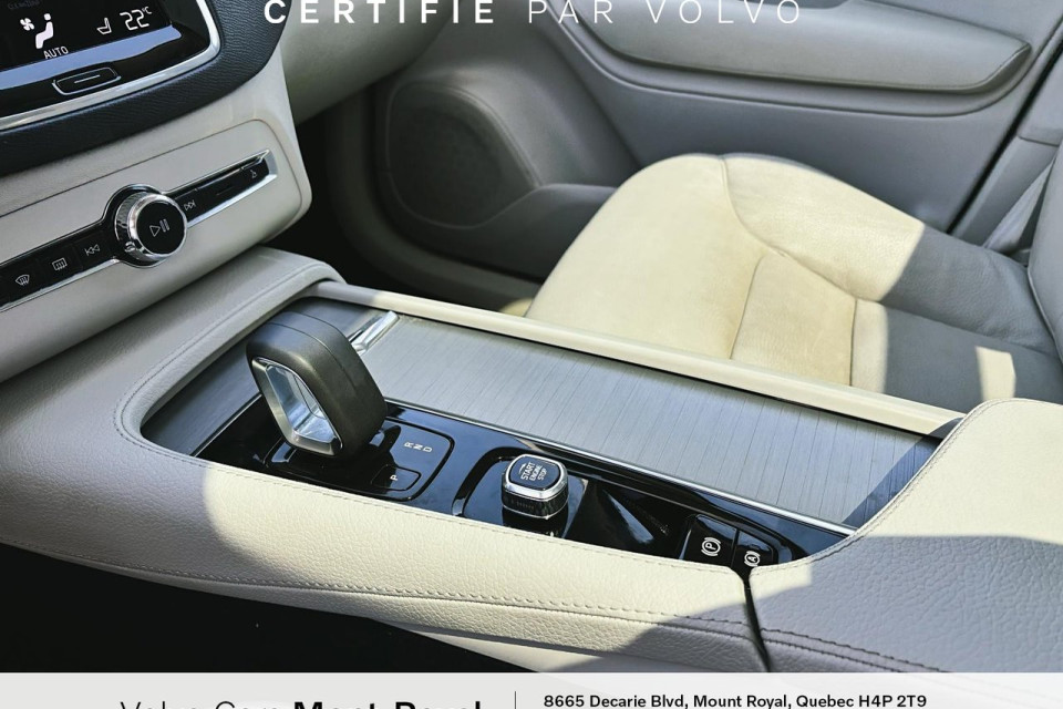 2022 Volvo XC90 Recharge - Image 13