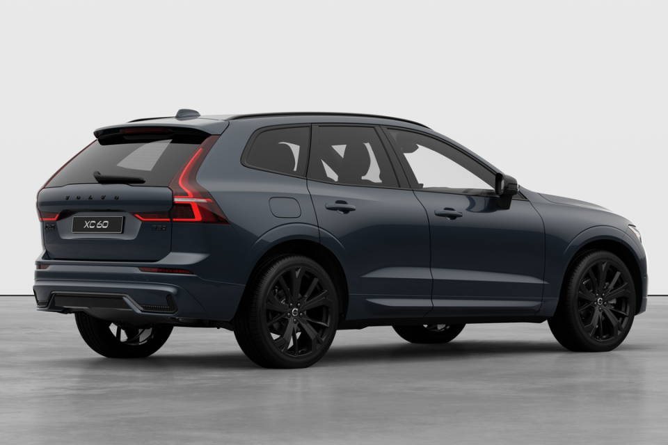 2026 Volvo XC60 - Image 4
