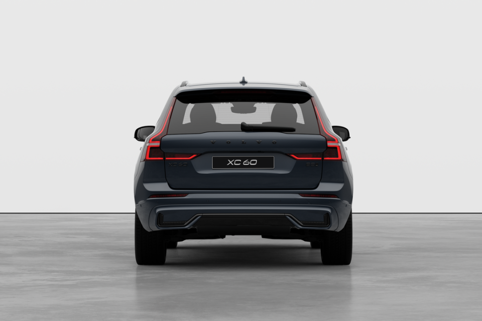 2026 Volvo XC60 - Image 6