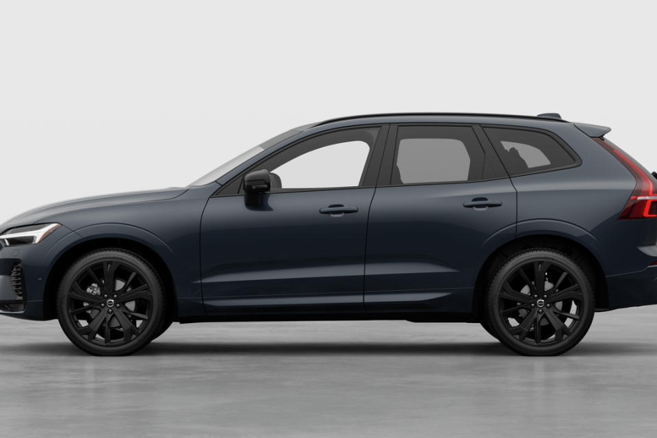2026 Volvo XC60 - Image 8