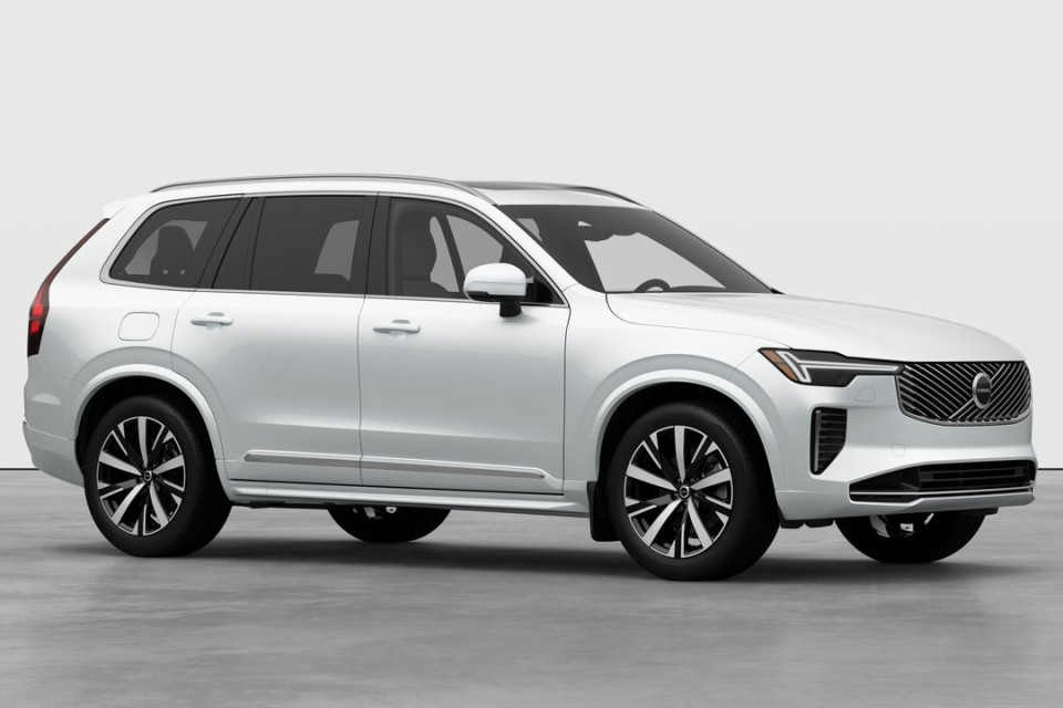 2026 Volvo XC90 - Image 3