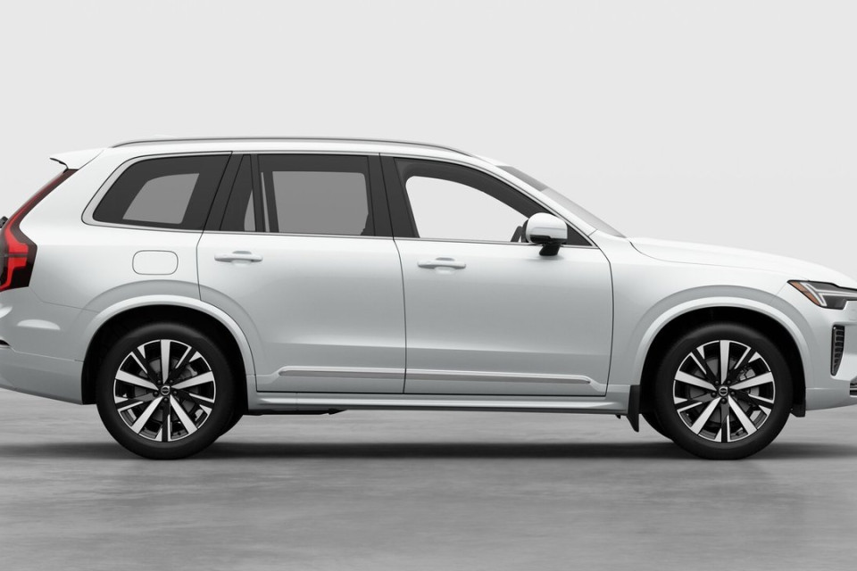 2026 Volvo XC90 - Image 7