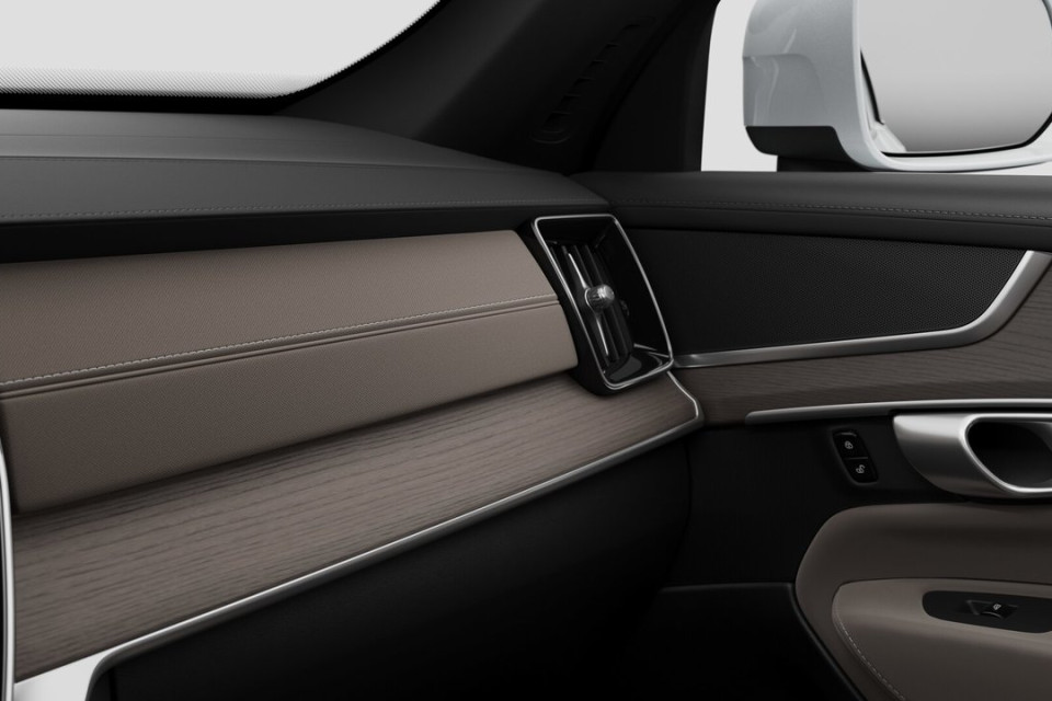 2026 Volvo XC90 - Image 9
