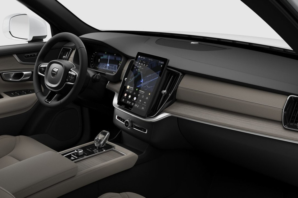 2026 Volvo XC90 - Image 10